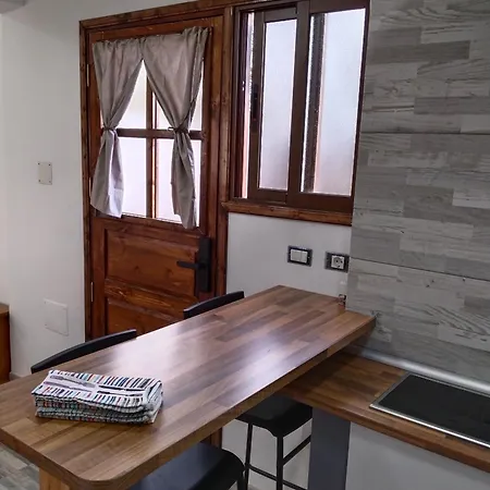 Hornera Loft Con Terraza شقة